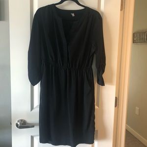 LBD with POCKETS!! ❤️